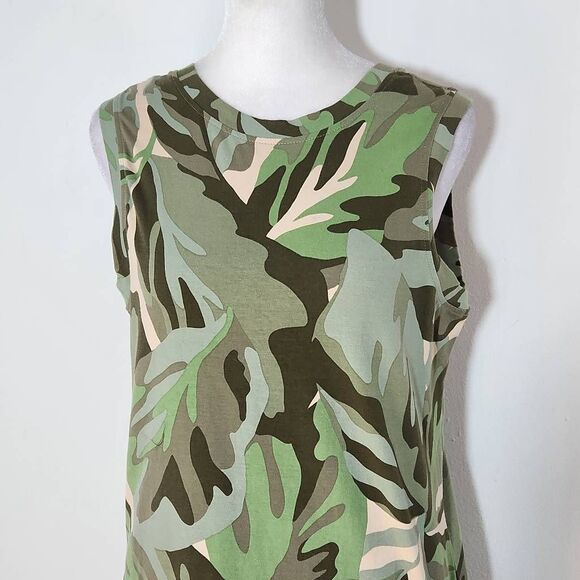 Sanctuary Green Camo Mini Dress NWT Size XS Casual Green Camouflage Print Dress - Picture 2 of 9